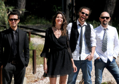 CHRISTA & BAND IDOS